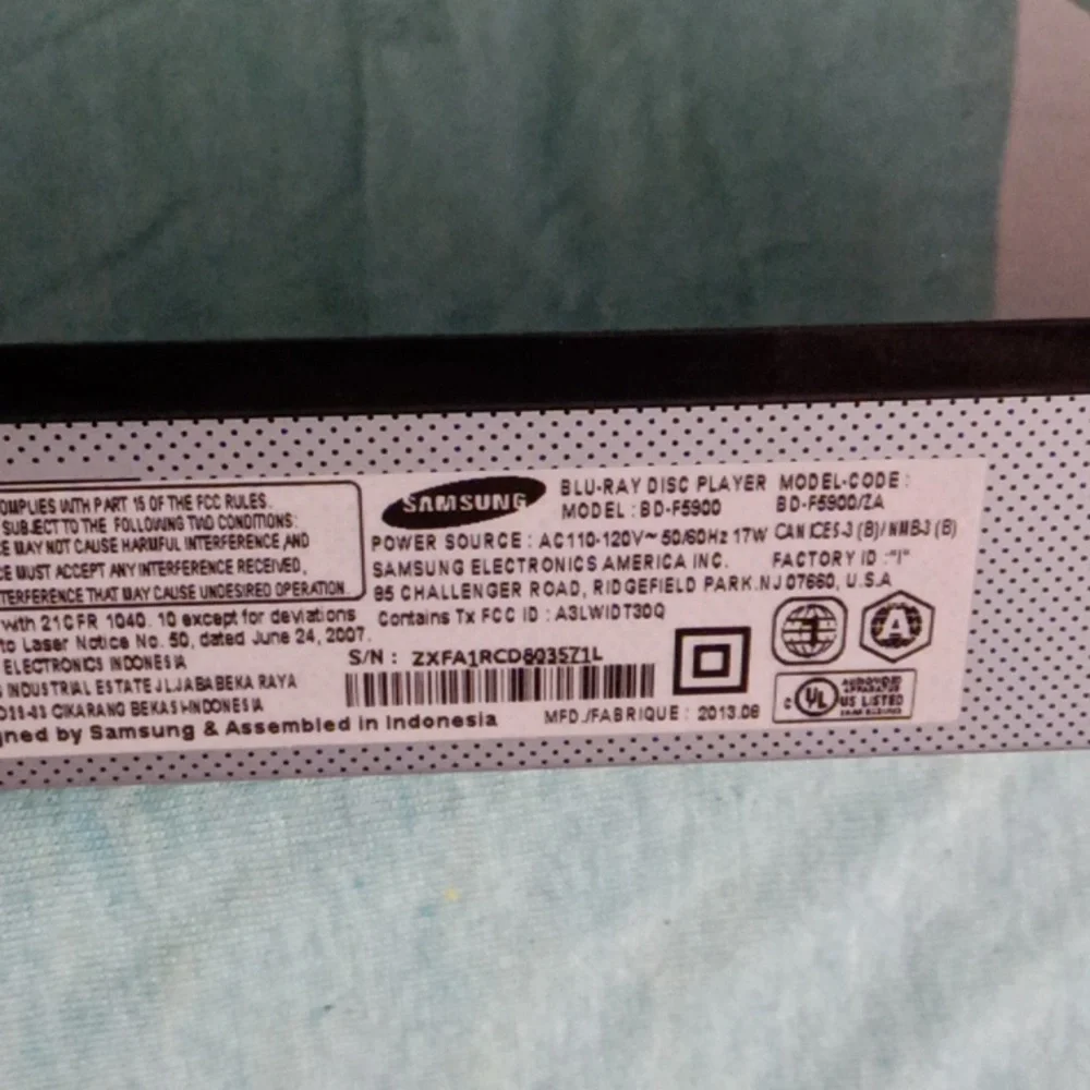 Samsung 3-D Blu-ray player, BD-F59OO
